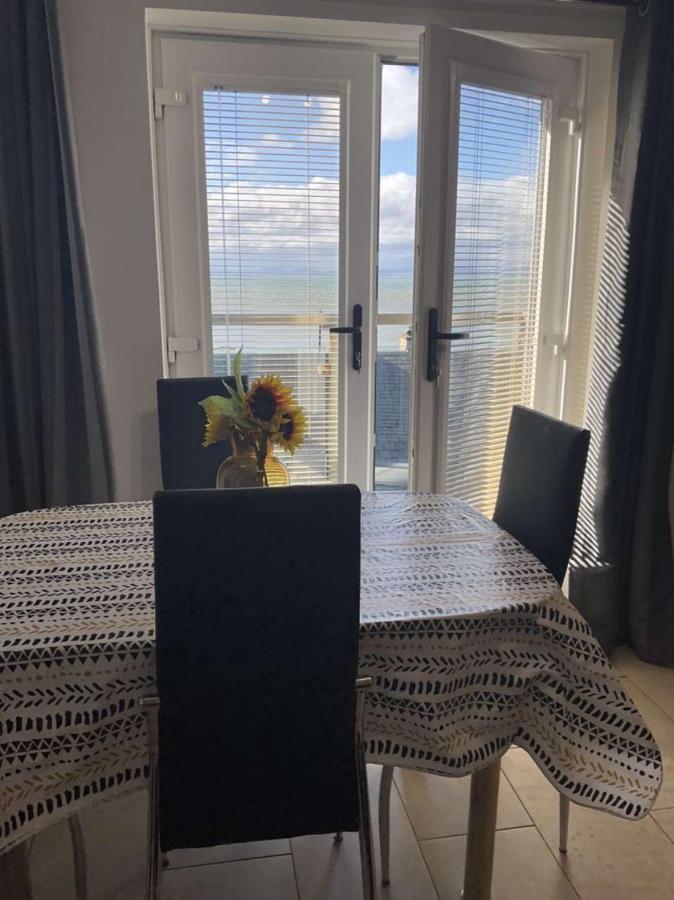 Seaview Apartment Portstewart Buitenkant foto